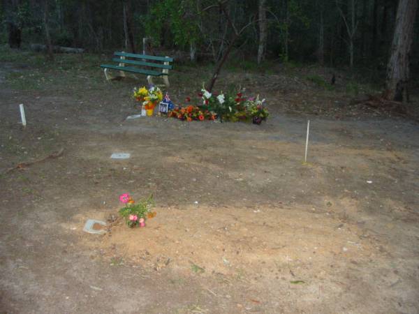 Mooloolah cemetery, City of Caloundra  |   | 