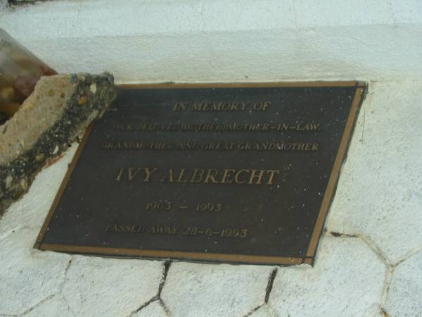 Ivy ALBRECHT,  | mother mother-in-law grandmother great-grandmother,  | 1903 - 28-6-1993;;  | Mooloolah cemetery, City of Caloundra  |   |   | 