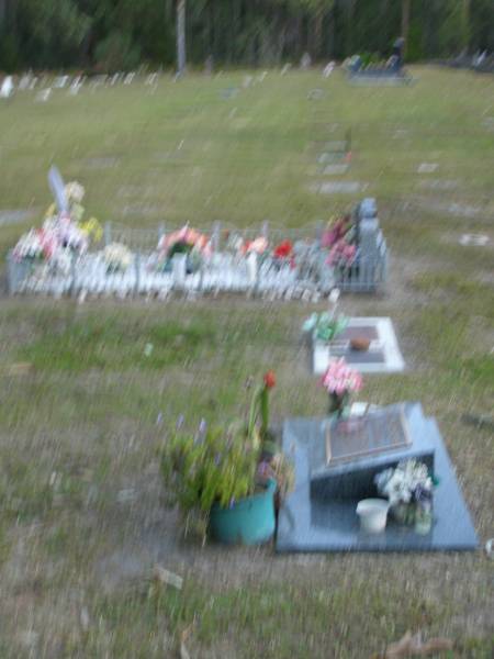 Mooloolah cemetery, City of Caloundra  |   | 