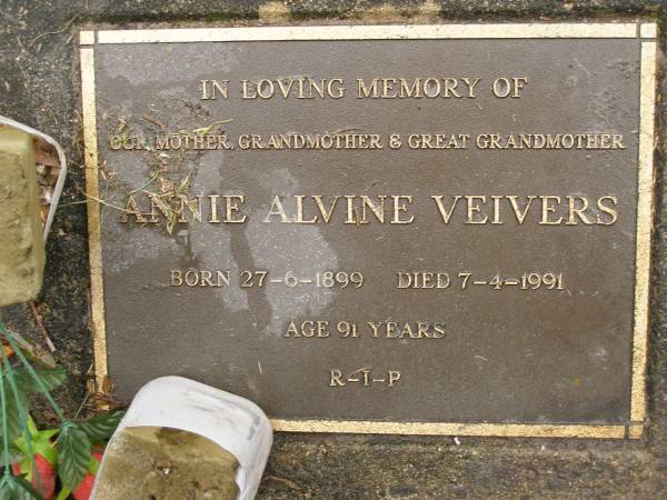 Annie Alvine VEIVERS,  | mother grandmother great-grandmother,  | born 27-6-1899,  | died 7-4-1991 aged 91 years;  | Mooloolah cemetery, City of Caloundra  |   | 