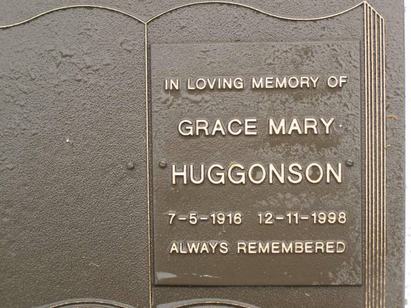 Grace Mary HUGGONSON,  | 7-5-1916 - 12-11-1998;  | Mooloolah cemetery, City of Caloundra  | 