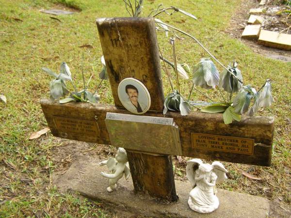 Dennis LAWSEN,  | 23-12-52 - 10-10-98,  | husband of Pamela (reunited),  | father of Fiona,  | brother of Fran, Terri, Rhonda, Jill,  | Tony, Mark & Paul;  | Mooloolah cemetery, City of Caloundra  | 