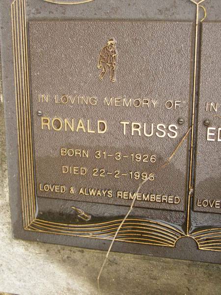 Ronald TRUSS,  | born 31-3-1926,  | died 22-2-1996;  | Edna May TRUSS,  | born 27-2-1928,  | died 17-8-2004;  | Mooloolah cemetery, City of Caloundra  | 