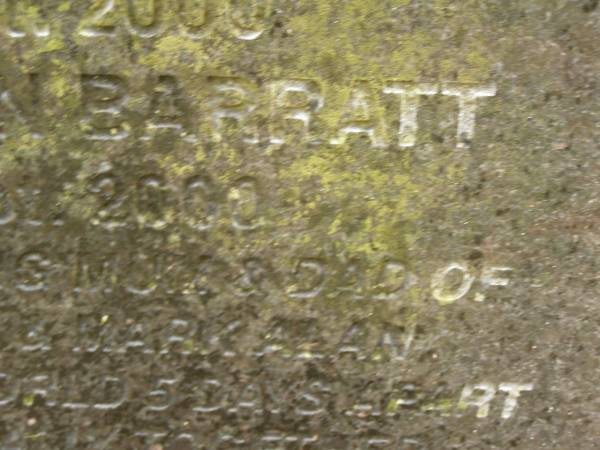 Valarie Mary BARRATT,  | died 29 Sept 2000;  | Alan John BARRATT,  | died 23 Sept 2000;  | mum & dad of Seeta, Leah & Mark, Alan;  | Mooloolah cemetery, City of Caloundra  | 