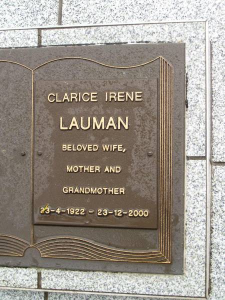 Clarice Irene LAUMAN,  | wife mother grandmother,  | 23-4-1922 - 23-12-2000;  | Mooloolah cemetery, City of Caloundra  | 