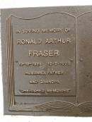 
Ronald Arthur FRASER,
10-12-1925 - 12-2-1998,
husband father grandpa;
Mooloolah cemetery, City of Caloundra
