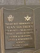 
Alan SOUTHERN,
5-8-1922 - 30-8-2002,
husband father grandpa;
Mooloolah cemetery, City of Caloundra
