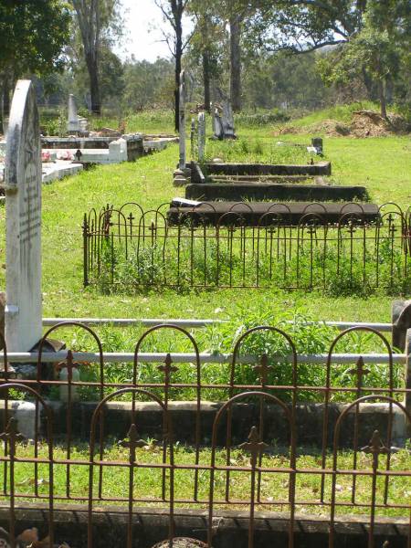 Moore-Linville general cemetery, Esk Shire  | 