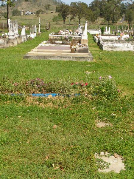 Moore-Linville general cemetery, Esk Shire  | 