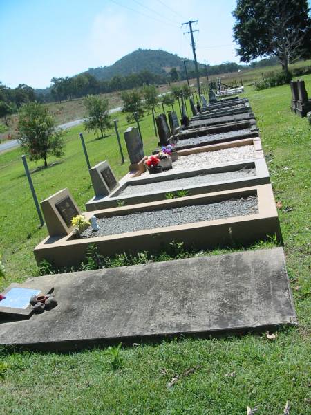 Moore-Linville general cemetery, Esk Shire  | 