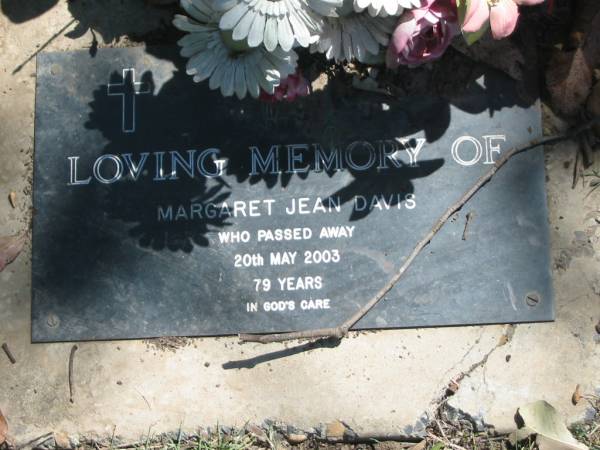 Margaret Jean Davis,  | died 20 May 2003 aged 79 years;  | Moore-Linville general cemetery, Esk Shire  | 