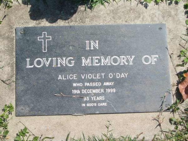 Alice Violet O'DAY,  | died 19 Dec 1999 aged 93 years;  | Moore-Linville general cemetery, Esk Shire  | 