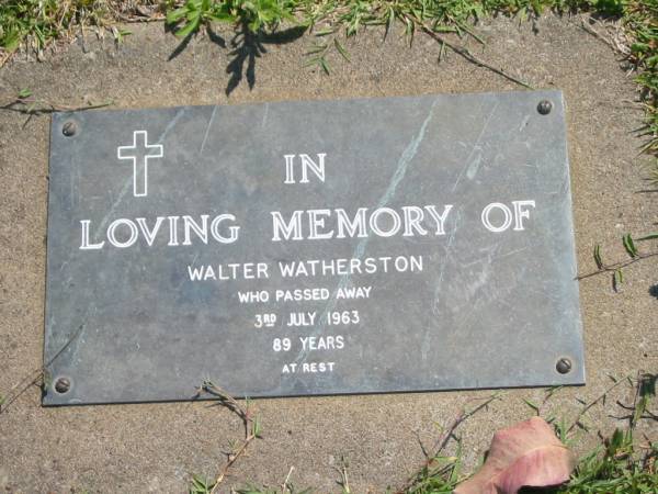 Walter WATHERSTON,  | died 3 July 1963 aged 89 years;  | Moore-Linville general cemetery, Esk Shire  | 