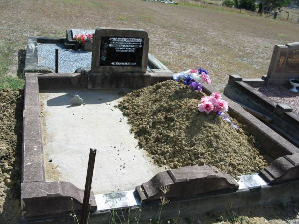 Leonard A SCHMIDT  | 4 Jan 1963  | aged 46  |   | Mt Walker Historic/Public Cemetery, Boonah Shire, Queensland  |   | 