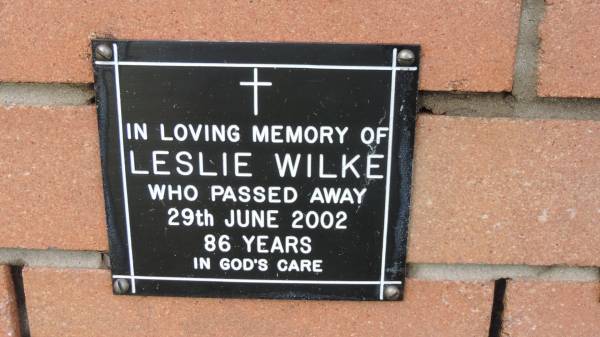 Leslie Wilke  | d: 29 Jun 2002, aged 86  |   | Mount Cotton St Pauls Lutheran Columbarium wall  |   | 