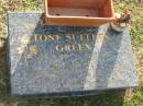 
Toni Suellen GREEN,
1-8-49 - 17-1-98 aged 48 years;
Mudgeeraba cemetery, City of Gold Coast
