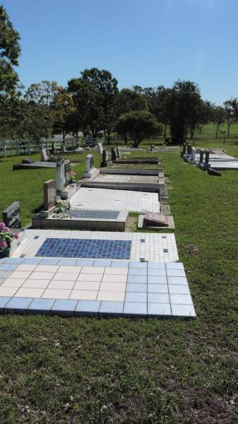   | Mulgildie Cemetery, North Burnett Region  |   | 