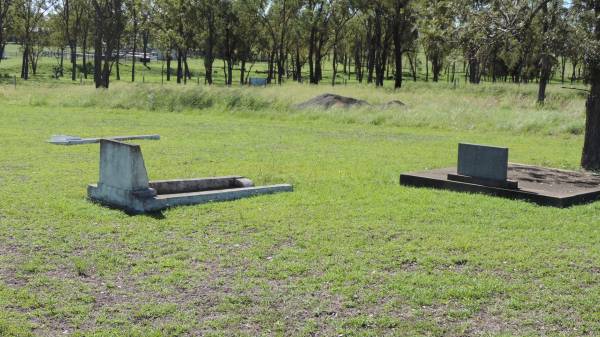   | Mulgildie Cemetery, North Burnett Region  |   | 