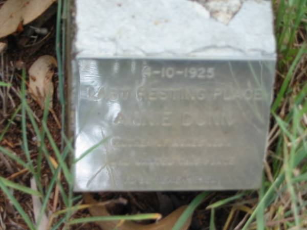 Annie DUNN,  | died 4-10-1925,  | mother of Agnes Jean;  | Mundoolun Anglican cemetery, Beaudesert Shire  | 