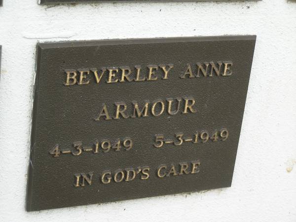 Beverley Anne ARMOUR,  | 4-3-1949 - 5-3-1949;  | Murwillumbah Catholic Cemetery, New South Wales  | 