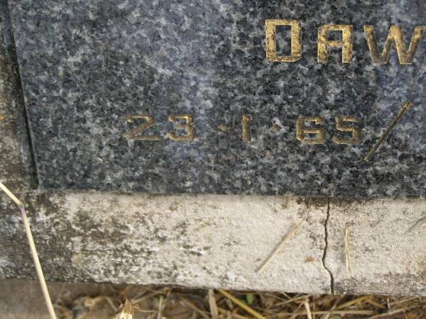Kerrie Maree DAWES,  | 23-1-65 - 12-3-65;  | Murwillumbah Catholic Cemetery, New South Wales  | 
