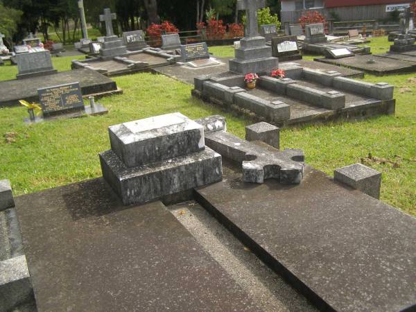 Nathan E.W. CROUCH,  | died 15 Aug 1935 aged 51 years;  | Alice Maud CROUCH,  | died 3 Jan 1977 aged 56 years;  | Murwillumbah Catholic Cemetery, New South Wales  | 