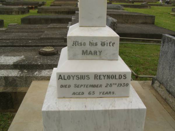 Patrick REYNOLDS,  | died 4 July 1919 aged 59 years;  | Mary Aloysius REYNOLDS,  | died 28 Sept 1930 aged 65 years;  | Martin Mary REYNOLDS,  | killed in action Polygon Wood France 26 Sept 1917 aged 21 years;  | Murwillumbah Catholic Cemetery, New South Wales  | 