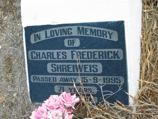 Charles Frederick SHREIWEIS  | 15-9-1995  | 71 yrs  |   | Mutdapilly general cemetery, Boonah Shire  | 