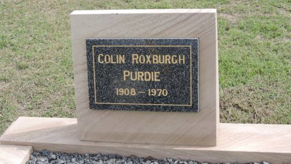 Colin Roxburgh PURDIE  | b: 1908  | d: 1070  |   |   | Peak Downs Memorial Cemetery / Capella Cemetery  | 