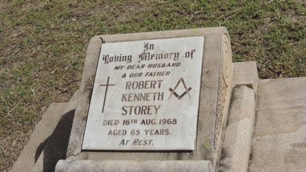 Robert Kenneth STOREY  | d: 16 Aug 1968, aged 65  |   | Peak Downs Memorial Cemetery / Capella Cemetery  | 