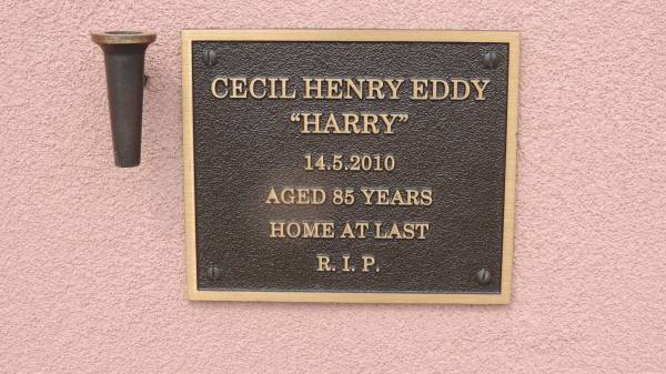 Cecil Henry EDDY (Harry)  | d: 14 May 2010 aged 85  |   | Peak Downs Memorial Cemetery / Capella Cemetery  | 