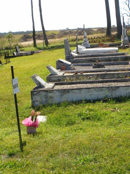 Pimpama Island cemetery, Gold Coast  | 