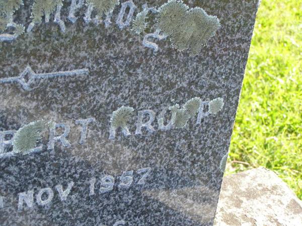 Isidor Albert KROPP,  | died 10 Nov 1957 aged 57 years;  | Pimpama Island cemetery, Gold Coast  | 