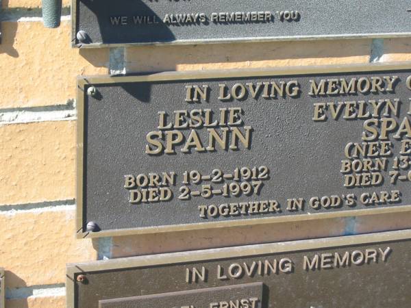 Leslie SPANN,  | born 19-2-1912,  | died 2-5-1997;  | Evelyn Dorothy SPANN (nee ERNST),  | born 13-2-1919,  | died 7-6-2001;  | Pimpama Island cemetery, Gold Coast  | 