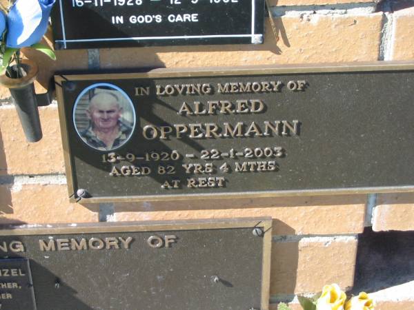 Alfred OPPERMANN,  | 13-9-1920 - 22-1-2003 aged 82 years 4 months;  | Pimpama Island cemetery, Gold Coast  | 