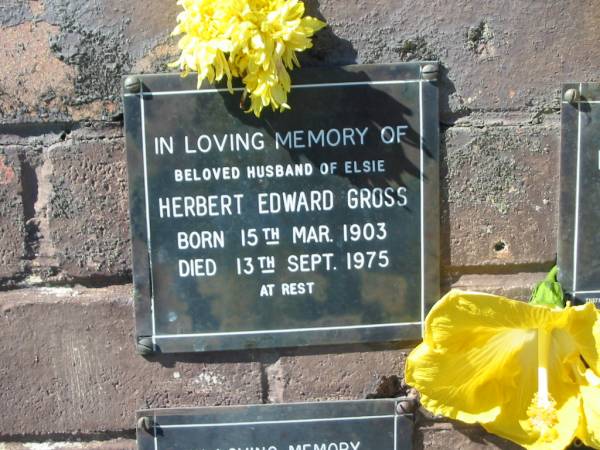 Herbert Edward GROSS,  | husband of Elsie,  | born 15 Mar 1903,  | died 13 Sept 1975;  | Pimpama Island cemetery, Gold Coast  | 