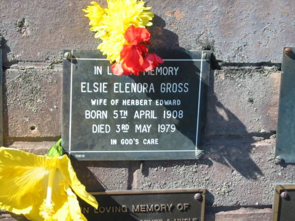 Elsie Elenora GROSS,  | wife of Herbert Edward,  | born 5 April 1908,  | died 3 May 1979;  | Pimpama Island cemetery, Gold Coast  | 