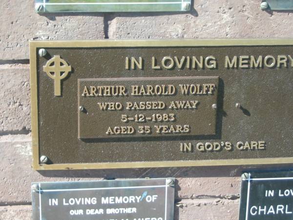 Arthur Harold WOLFF,  | died 5-12-1983 aged 35 years;  | Pimpama Island cemetery, Gold Coast  | 