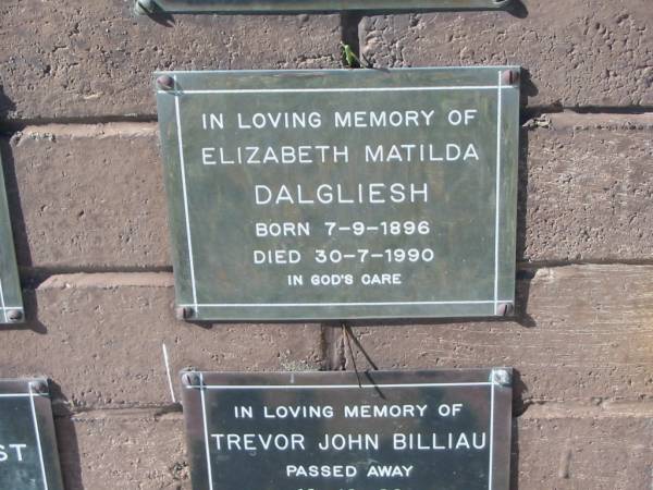 Elizabeth Matilda DALGLIESH,  | born 7-9-1896,  | died 30-7-1990;  | Pimpama Island cemetery, Gold Coast  | 