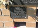 Edward Ernest (Ernie) HECK,
23-1-1904 - 1-1-1996;
Pimpama Island cemetery, Gold Coast