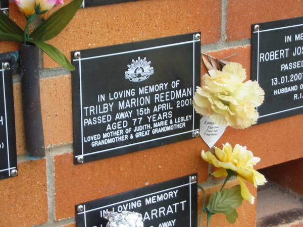 Trilby Marion REEDMAN,  | died 15 APril 2001 aged 77 years,  | mother of Judith, Marie & Lesley,  | grandmother great-grandmother;  | Pimpama Uniting cemetery, Gold Coast  | 