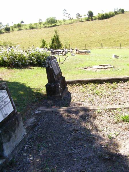 Pine Mountain St Peter's Anglican cemetery, Ipswich  | 