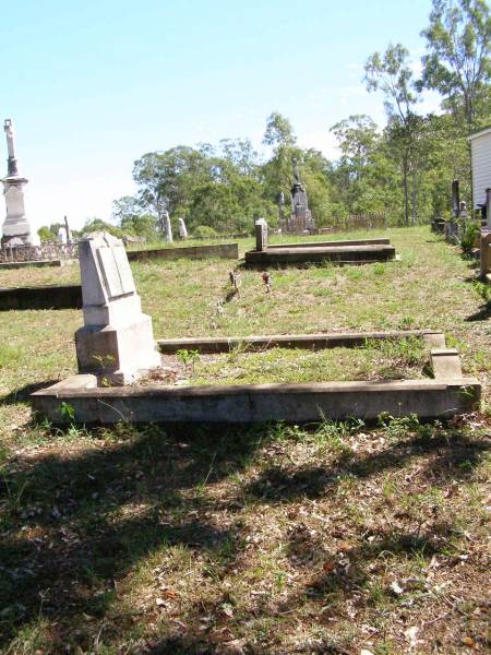 Pine Mountain Catholic (St Michael's) cemetery, Ipswich  | 