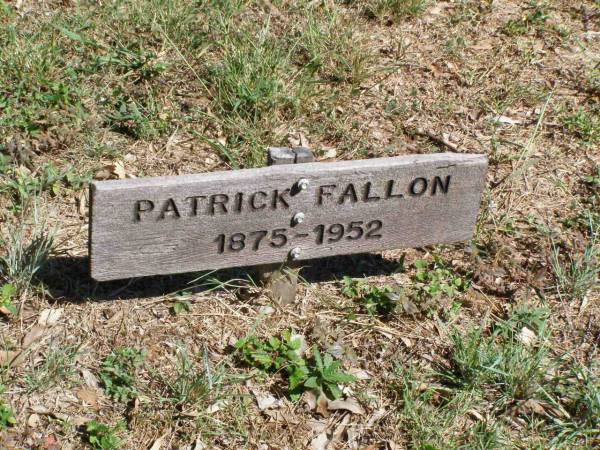Catherine B. FALLON,  | 1878 - 1939;  | Patrick FALLON,  | 1875 - 1952;  | Pine Mountain Catholic (St Michael's) cemetery, Ipswich  | 