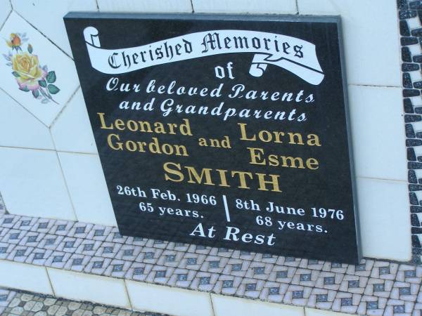 Leonard Gordon SMITH,  | died 26 Feb 1966 aged 65 years;  | Lorna Esme SMITH,  | died 8 June 1876 aged 68 years;  | parents grandparents;  | Polson Cemetery, Hervey Bay  | 