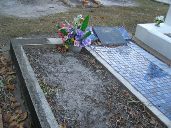 John Ivor KING,  | died 11 March 1986 aged 74 years;  | Polson Cemetery, Hervey Bay  | 