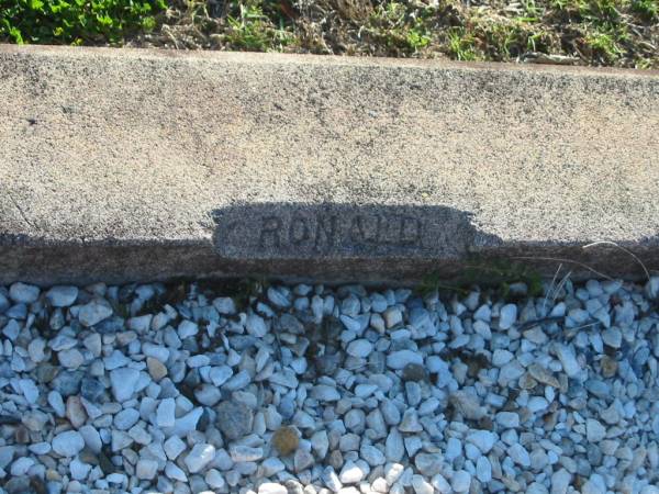 Roland;  | Lloyd;  | Polson Cemetery, Hervey Bay  | 