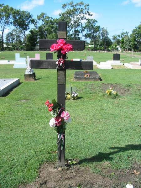 Guba MARTON,  | born Pade Hungary 18 June 1926,  | died Sydney 8 July 2007;  | Szucs E. TAMAS,  | born Budapest 10 April 1952,  | died Budapest 23 Feb 2008;  | Polson Cemetery, Hervey Bay  | 