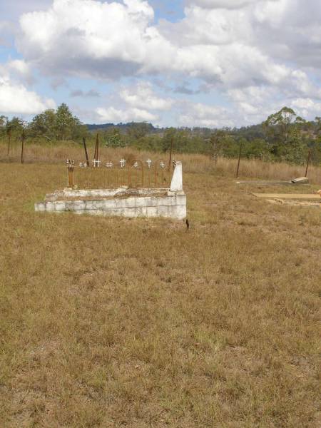 Ravensbourne cemetery, Crows Nest Shire  | 