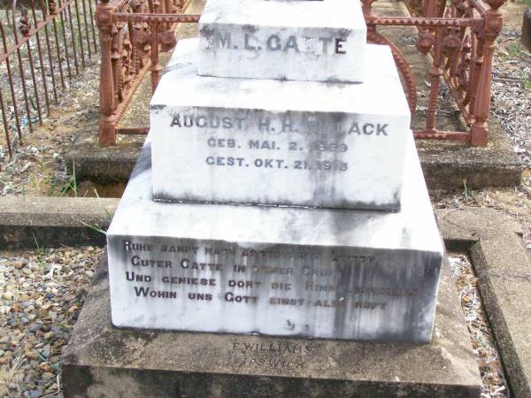 Ottilie Wilhelmine Albertine STEINHARDT, mother,  | died 6 April 1959 aged 78 years;  | Friederich K. STEINHARDT,  | husband father grandfather,  | died 19 Feb 1948 aged 78 years;  | August H.H. TILLACK, husband,  | born 2 May 1869 died 21 Oct 1913;  | Ropeley Immanuel Lutheran cemetery, Gatton Shire  | 